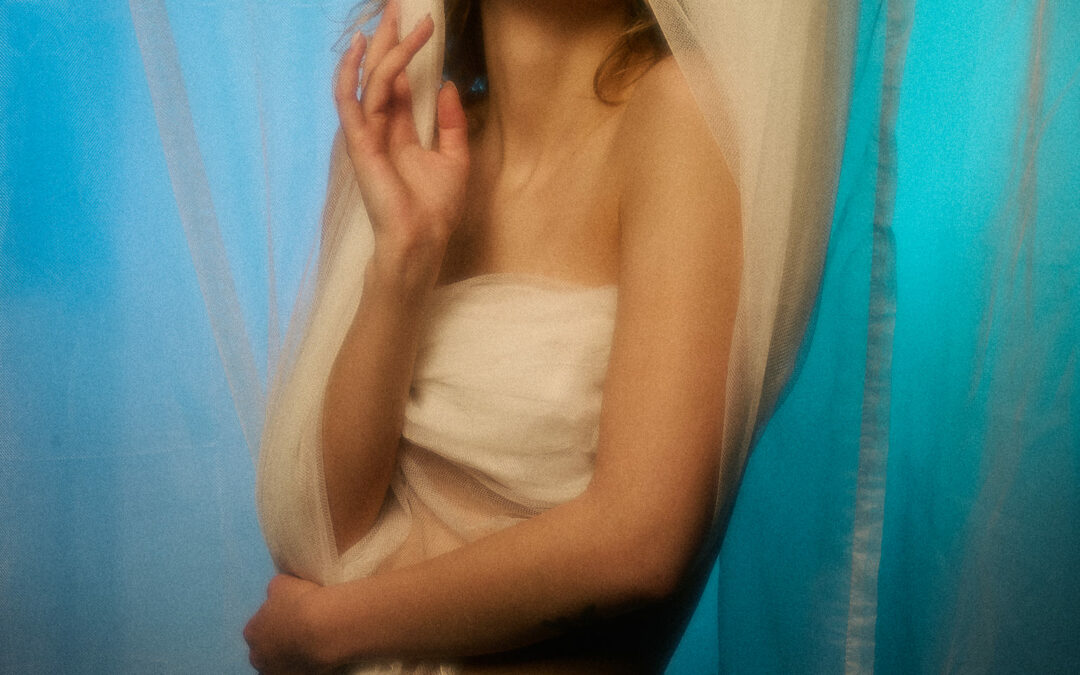 Celeste soft focus séance photo vintage style années 80